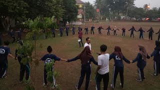 preview picture of video 'Latihan Dasar Kepempinan Siswa (LDKS) SMP&SMK BENDA, Di Kitri Bakti Legok,'