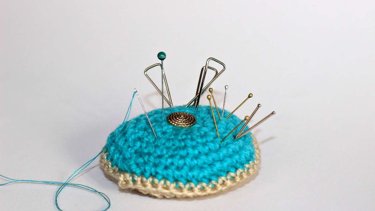 How To Create A Crocheted Circular Pin Cushion - DIY Crafts Tutorial - Guidecentral