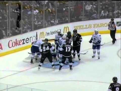 2010.WCQF.Canucks@Kings.Gm6_3rd Period (Part 3 of 3)
