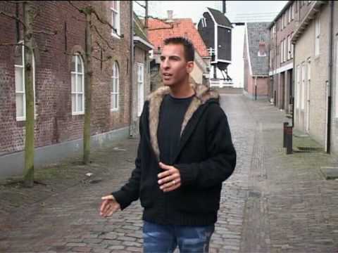 door stille straten.mpg