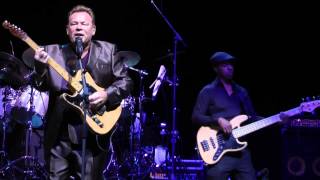 Ali Campbell-Nothing Ever Changes (Live At The Indigo02 London 7/12/2012)