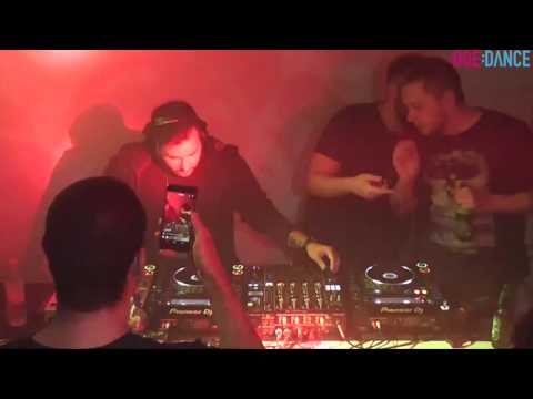 VICTOR RUIZ + ALEX STEIN + KALIL  (DJ SET) :DOE :DANCE