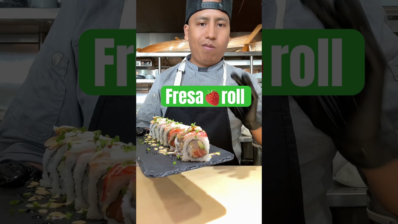 Fresa roll #sushi #sushichef #🍓 #🍣 #🍱
