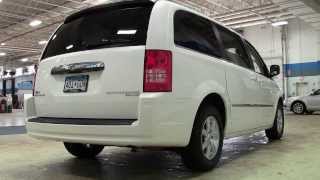 preview picture of video '2010 Chrysler Town & Country Touring w/DVD 2U130158'
