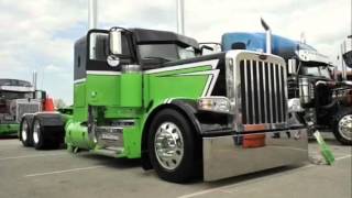 Asphalt cowboys Jason Aldean