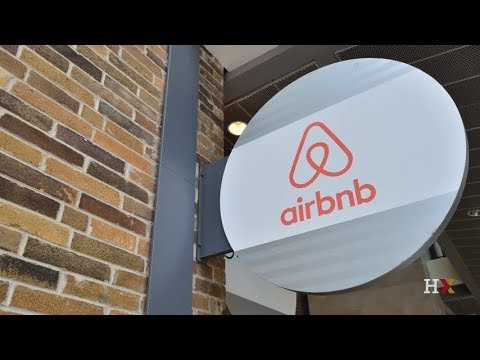 Challenges facing online marketplaces like Airbnb