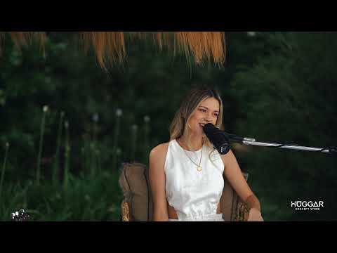 Huggar Music Sessions / #01 Laberinto by Olivia Wald