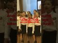 Anak anak SD di Rusia menyanyikan lagu kebangsaan Indonesia Raya tuk menyambut kunjungan pak Jokowi