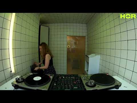 Monday Off - Mary Yuzovskaya / July 28 / 7pm-8pm