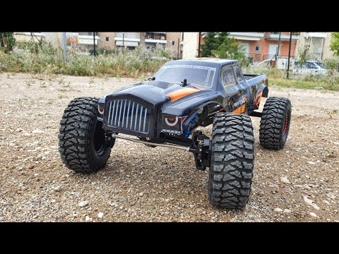 Axial Capra custom construction and small first test.