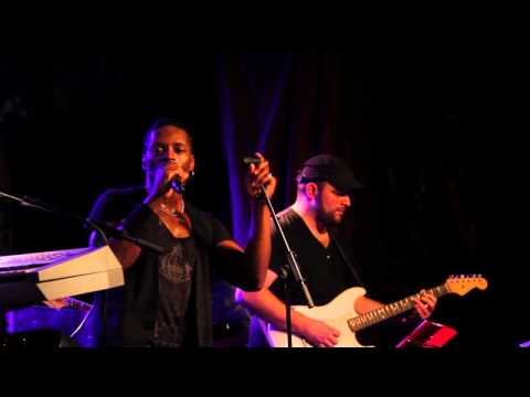 Moise N'tumba (Tribal Jam) Showcase