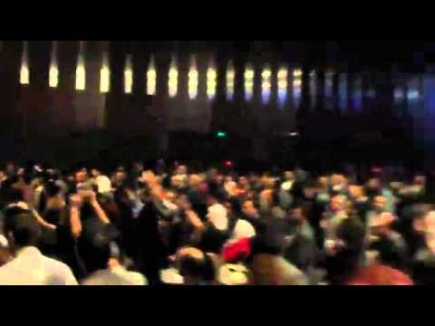 'Yar-e Dabestani-e Man' song after Ostad Shajarian concert in Dubai - 17 Feb. 2011