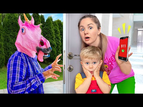Who's At the Door + More Kids Videos by Diana and Roma Family