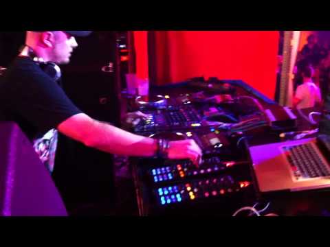 Raul Mezcolanza @ elrow @ La Riviera Madrid22Dic12 P2