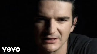 Ricardo Arjona - Buenas Noches Don David (Official Video)