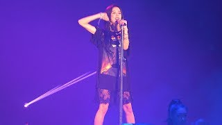Download lagu [4K] 블랙핑크 지수 - Clarity (BLACKPINK Jisoo 'Clarity' Solo Stage fancam) By. fanPD mp3