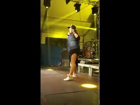 DRAG GATA SALVAJE POR LUCIA PARREÑO DE GH 16  ( DEJAME DECIRTE FEAT. EL JHOTA )