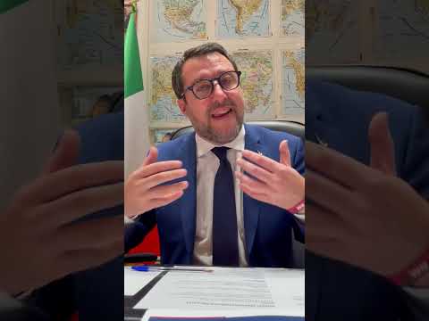SALVINI SULLO SCIOPERO: "INTERVERRÒ LIMITANDO A UNA FASCIA ORARIA"