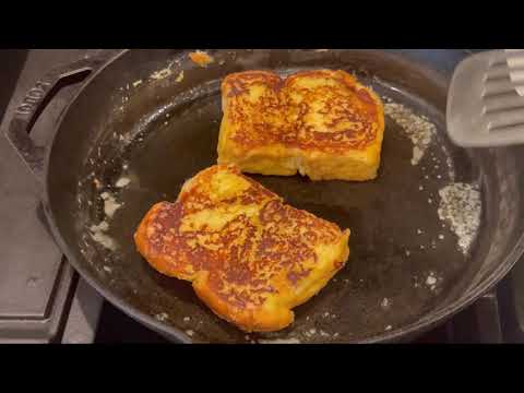 How to make French toast sandwiches