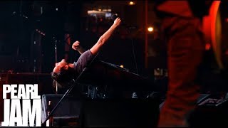 Go - Let&#39;s Play Two - Pearl Jam