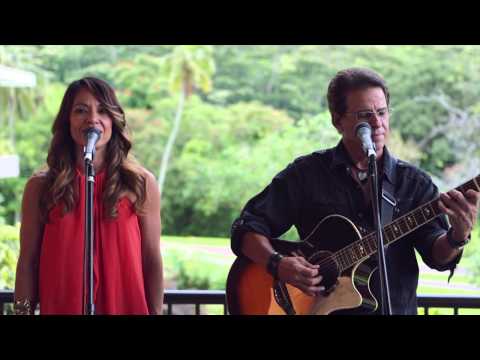 Ben and Maila - Silent Night (Hisessions.com Acoustic Live!)