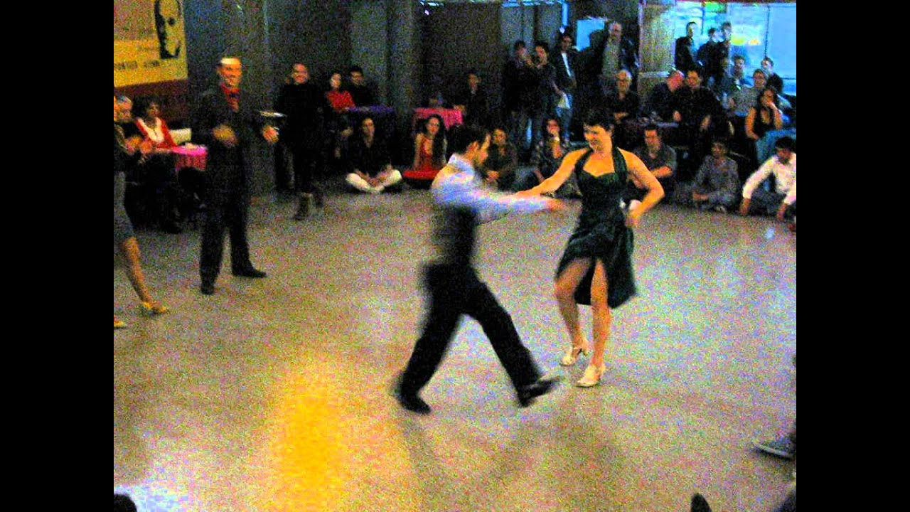 JUAN VILLAFANE & SHARON DAVIS, DAX HOCK & SARAH BRECK bailando  en Viva la Pepa! milonga