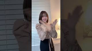 【TikTok】　《ショート》セクシーな縦動画：근나 Jan16th__@jan16th__