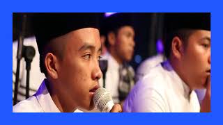 Download lagu GUS AZMI GEMA TAKBIR AKBAR HADROH VERSION FEAT HAFIDZUL AHKAM LIVE MALAM TAKBIR AKBAR mp3