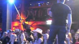 Josh Gracin Performs "We Weren't Crazy" Live and Acoustic in Colorado Springs!