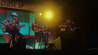 Dustin Lynch &quot;Good Girl&quot; CMA Fest Acoustic Performance