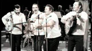 Clancy Brothers - Whiskey Is the Life of Man-Santy Anno-Sally Racket (LIVE 1971)