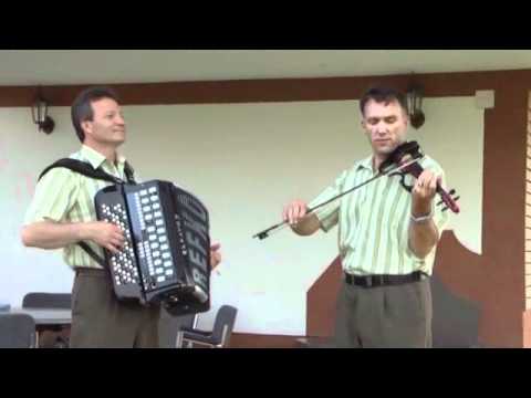 REFKINI AHBABI 2010 10. nad izvorom vrba se nadnijela