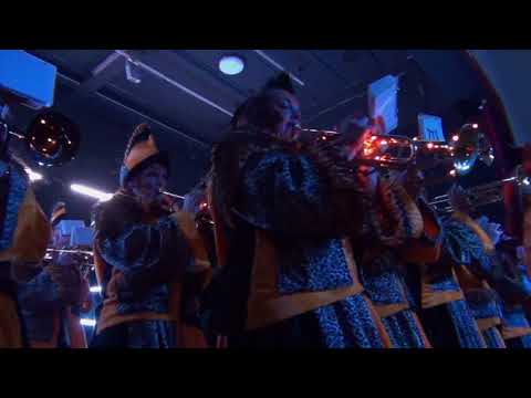 Guggemusik Rhoirevoluzzer - Leave a Light on