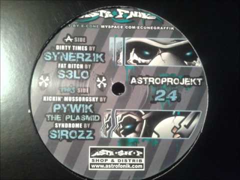 Kickin' mussorgsky by Pywik the plasmid