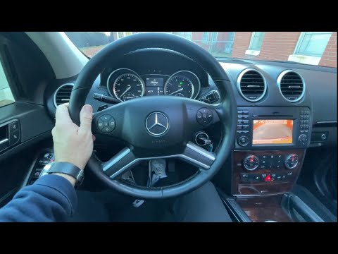 This is a Mercedes Benz GL450 - A Really Big Luxury SUV from 2012!!!!