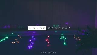 XYLØ - I Still Wait For You