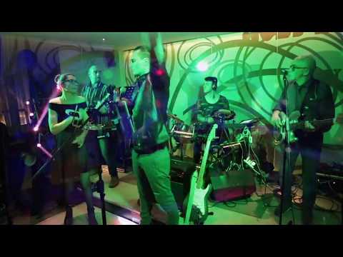 STAGESIX live at Moby Dick -  Good Times-Another One Bites The Dust