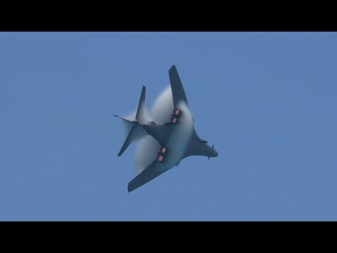 USAF B-1 Lancer Flybys Miami Airshow 2025