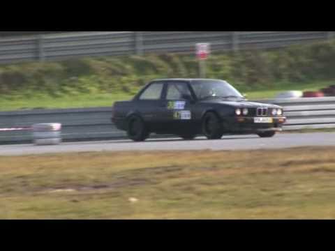 Artur Kost BMW E30 320is Puchar Jesieni SuperOES Tor Kielce 11-11-2010