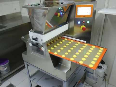 Must see Babydrop machine for the correct dosage macarons