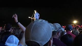 Jon Pardi - Lucky Tonight 2017 Farm Tour