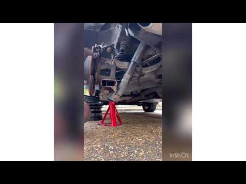 Replacing my Nissan Qashqai Rear Left Radius / Trailing Arm