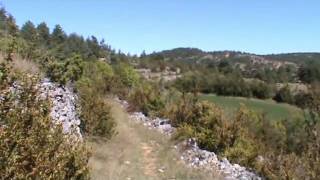 preview picture of video 'Randonnée Mont Rose et Croix du Sauveterre.wmv'