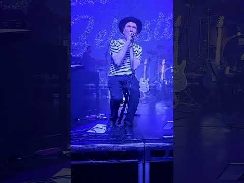 Belle and Sebastian - Piazza New York Catcher live at Liverpool Olympia 8/7/23