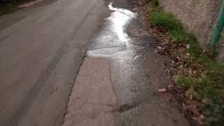 ecco-lo-spreco-d-acqua-infinito-in-contrada-santa-barbara-ad-ariano-irpino