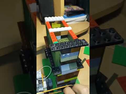 макет двигателя внутреннего сгорания из лего.