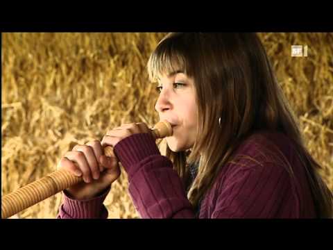 Lisa Stoll - Alphorn