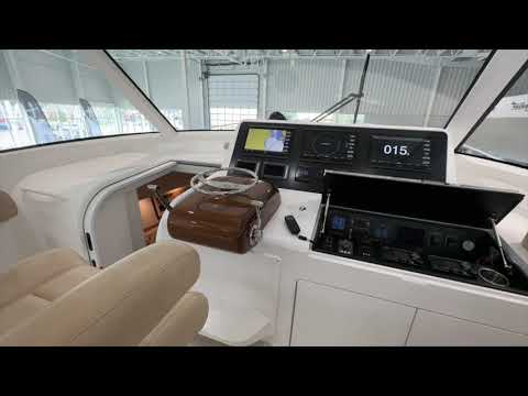 Viking 44 Sport Coupe video