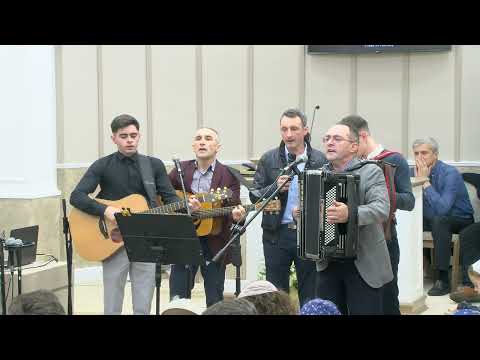 Cantati Popoare neîncetat...Fratii Suciu