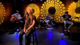 Demi Lovato - Remember December [HQ] (Cambio Cares Exclusive Concert)